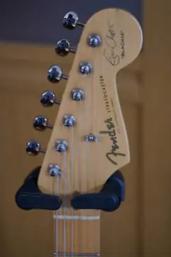 CLAPTON NECK MODIFIED