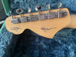 BUILD FENDER STRAT