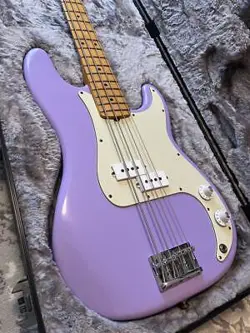 FENDER AMERICAN PROFESSIONAL PB REFINISH