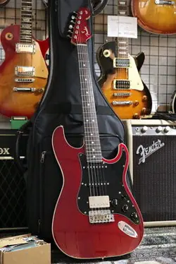 FENDER JAPAN EXCLUSIVE SERIES AERODYNE STRATOCASTER OLD CANDY APPLE RED