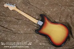 FENDER 1977 MUSTANG