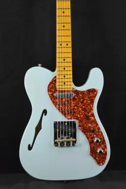 FENDER AMERICAN PROFESSIONAL II TELECASTER THINLINE TRANSPARENT DAPHNE BLUE