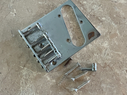 1980S FENDER JAPAN TELECASTER GUITAR BRIDGE SIX SADDLE