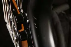 FENDER MODERN PLAYER JAZZ BASS SATIN 2-COLOR SUNBURST