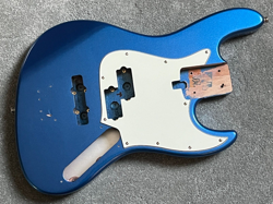 BLUE FITS FENDER