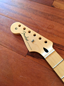 LEFTY 22 FRET