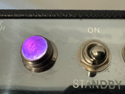FENDER AMPLIFIER JEWEL IN PURPLE VINTAGE
