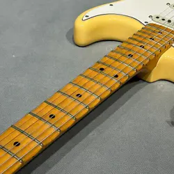MALMSTEEN STRATOCASTER VWH/M