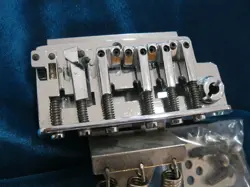 VINTAGE 1983-84 FENDER FREEFLYTE STRATOCASTER GUITAR VIBRATO TREMOLO (NO ARM)