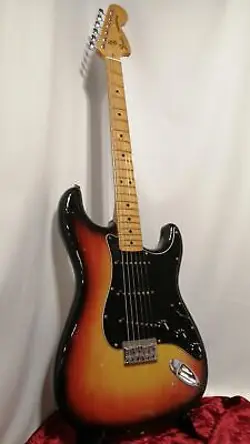 FENDER USA 1978 STRATOCASTER HARDTAIL ELECTRIC GUITAR USED