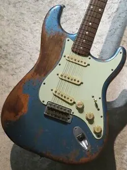 FENDER VINTERA ROAD WORN '60S STRATOCASTER -LPB- USED ELECTRIC GUITAR