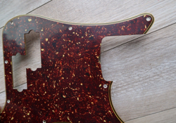 CELLULOID PICKGUARD 2000'S