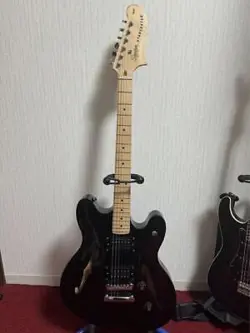 SQUIER FENDER AFFINITY STARCASTER BLACK #YNKLYN