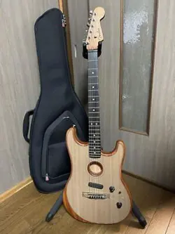 FENDER ACOUSTASONIC STRATOCASTER #YNCV9S