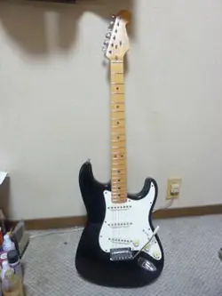 1989 STANDART STRATOCASTER