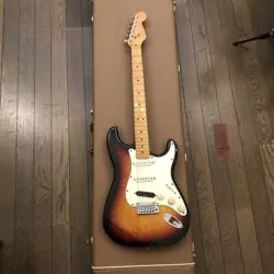 FENDER USA STRATOCASTER #YNIHHU