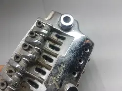 1986 FENDER STRATOCASTER CONTEMPORARY TREMOLO