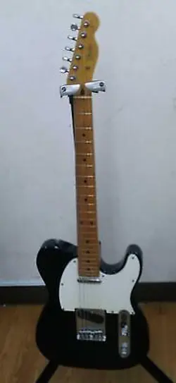 FENDER JAPAN TL-33 ELECTRIC GUTIAR USED