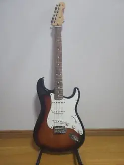 FENDER PLAYER STRATOCASTER 3TS #YN0A2E