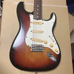 STRATOCASTER #YNHV79