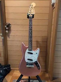 FENDER AMERICAN PERFORMER MUSTANG PENNY #YN5F0E