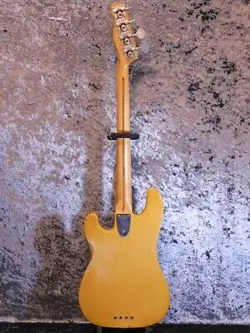 FENDER TELECASTER BASS '72