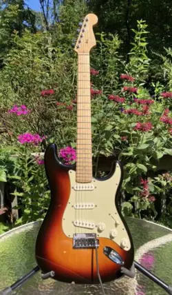 2006 FENDER AMERICAN DELUXE STRATOCASTER