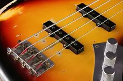 FENDER CUSTOM SHOP ARTIST SERIES JACO PASTORIUS TRIBUTE FRETLESS JAZZ