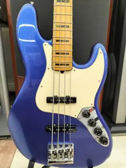 ULTRA JAZZBASS USED