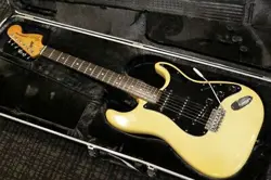 FENDER 1981 STRATOCASTER OLYMPIC WHITE ROSEWOOD FINGERBOARD (1981)