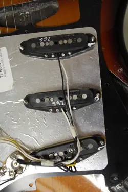 STRATOCASTER NOISELESS LOADED