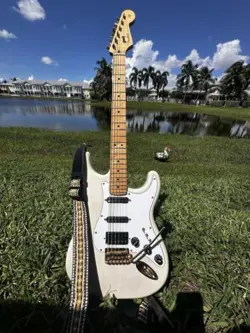 FENDER STRATOCASTER MARY KAYE WHITE CUSTOM BUILT GUITAR.