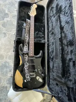 RELIC FENDER STRATOCASTER