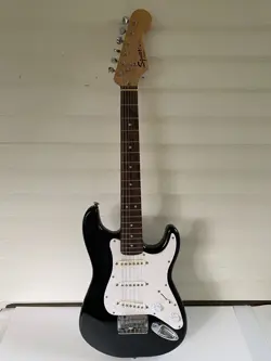 2006 BLACK SQUIER MINI STRATOCASTER® SOLID BODY ELECTRIC GUITAR BY FENDER STRAT