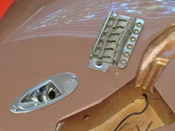 STRATOCASTER BODY MIJ