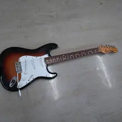 SQUIER BY FENDER JV SERIAL SST-50 1983 SUNBURST LIGHTWEIGHT 3.2KG
