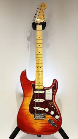 FENDER 2024 COLLECTION MIJ HYBRID II STRATOCASTER SUNSET ORANGE RANSPARENT