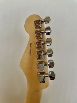 FENDER / GUITAR 6 PEG STRATOCASTER