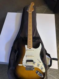 FENDER STRATOCASTER MAPLE SUNBURST MEXICAN MADE