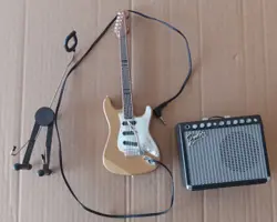 AND FENDER AMPLIFIER