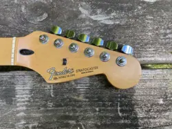 NECK WITH TUNERS.