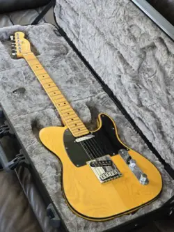 FENDER AMERICAN ULTRA TELECASTER ELECTRIC GUITAR BUTTERSCOTCH BLONDE
