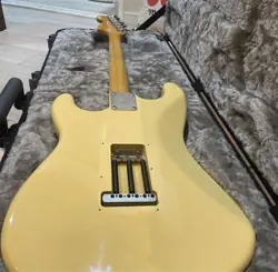 FENDER JAPAN YNGWIE MODEL