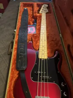 FENDER NATE MENDEL PRECISION ELECTRIC BASS GUITAR - RED