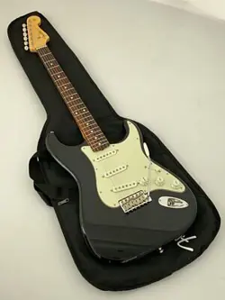 ELECTRIC GUITAR FENDER TRADITIONAL II 60S STRATOCASTER BLACK 2023 MADE IN JAPAN