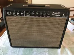 FENDER DELUXE AMP 1964 (VERY CLEAN)
