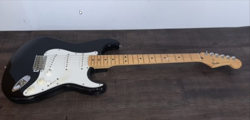 ELECTRIC GUITAR FENDER ST-STD STRATOCASTER BLACK MADE IN JAPAN