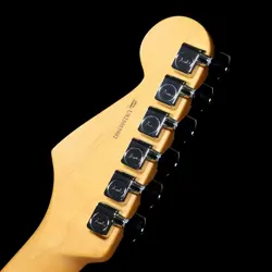STRATOCASTER HSS DARK