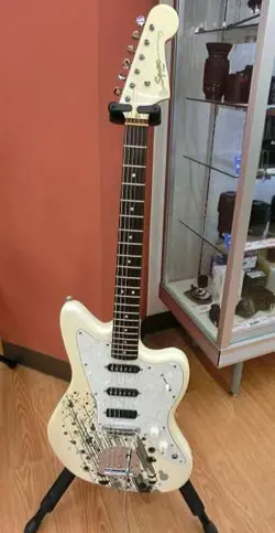 SQUIER BY FENDER JAZZMASTER TYPE PEARL WHITE ELECTRIC GUITAR