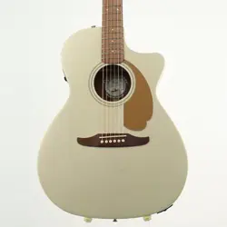 FENDER CALIFORNIA SERIES NEWPORTER PLAYER CHAMPAGNE